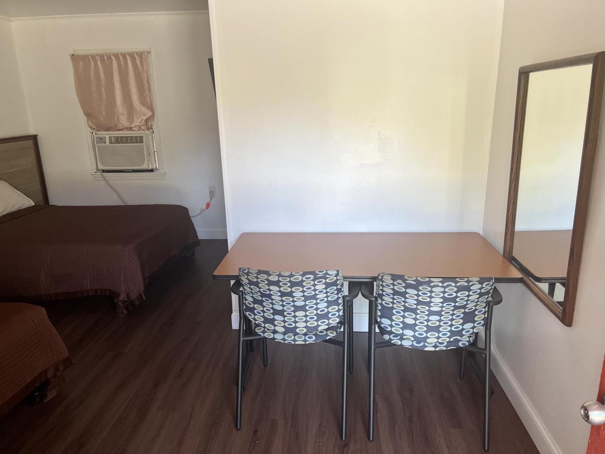 Cornwall-on-Hudson Cadet Motel מראה חיצוני תמונה